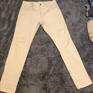 Uniqlo 33x34 Slim Fit Chinos